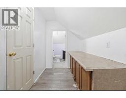 1023 Hall Avenue, Windsor, ON N9A2M6 Photo 17