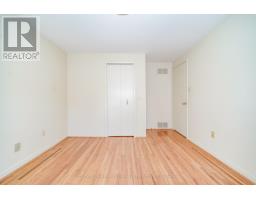 111 Briarscross Boulevard, Toronto, ON M1S3K6 Photo 25