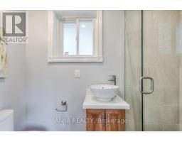 17 Ealing Drive, Toronto, ON M2L2R4 Photo 20