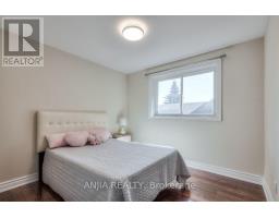 17 Ealing Drive, Toronto, ON M2L2R4 Photo 21
