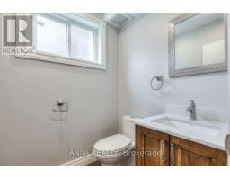 17 Ealing Drive, Toronto, ON M2L2R4 Photo 27