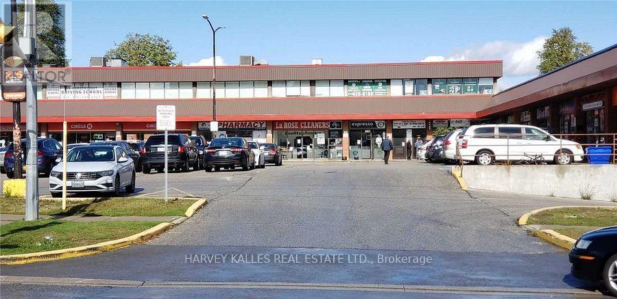 202 - 140 LAROSE AVENUE, Toronto (Humber Heights)