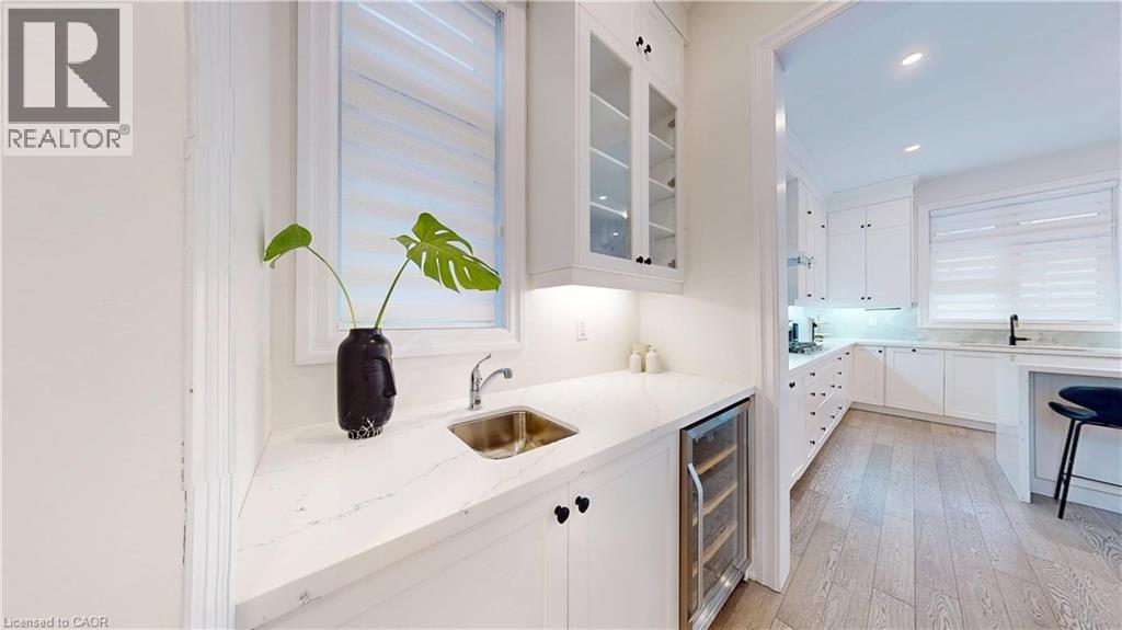 3313 SUNNINGDALE Gardens, Oakville — photo 7