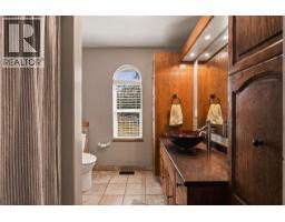 3152 Huston Road, 150 Mile House, BC V0K2G0 Photo 15