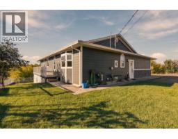 3152 Huston Road, 150 Mile House, BC V0K2G0 Photo 32