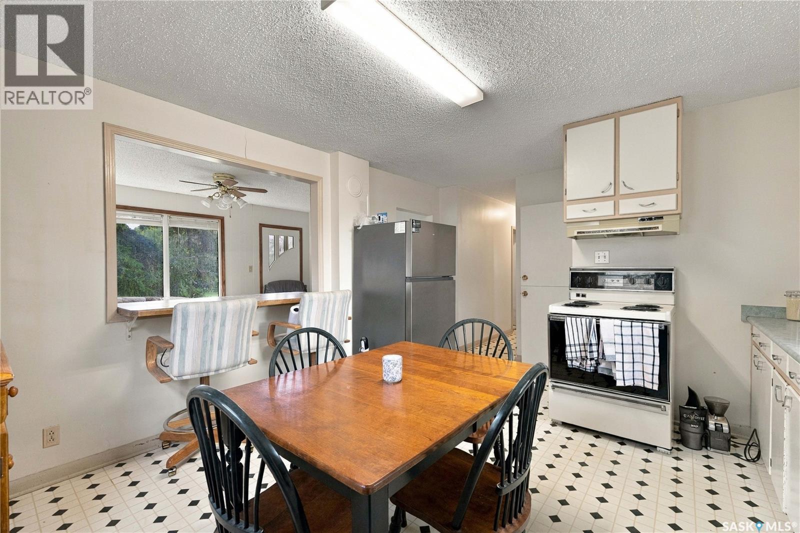 114 Colborne AVENUE, Viscount — photo 7