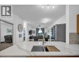 2408, 92 Crystal Shores - photo 12