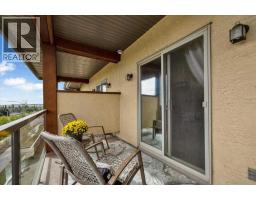 2408, 92 Crystal Shores - photo 17