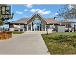 2408, 92 Crystal Shores - photo 36