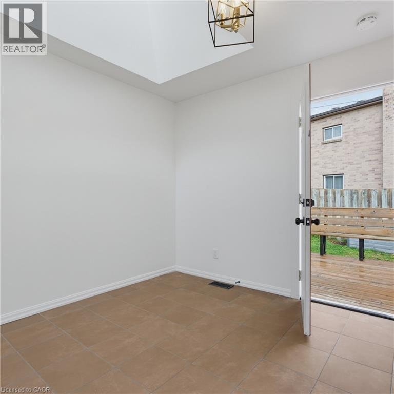 3 Bed, 2 Bath House for Rent in London – 132 SUNDRIDGE Crescent, London - Image 17