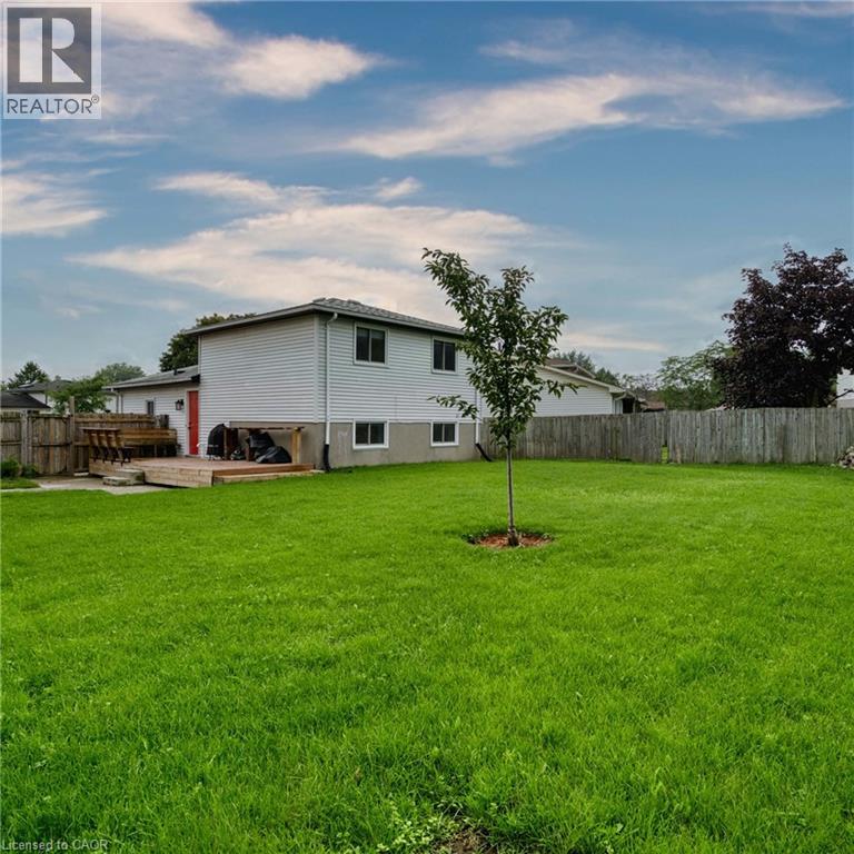 3 Bed, 2 Bath House for Rent in London – 132 SUNDRIDGE Crescent, London - Image 34