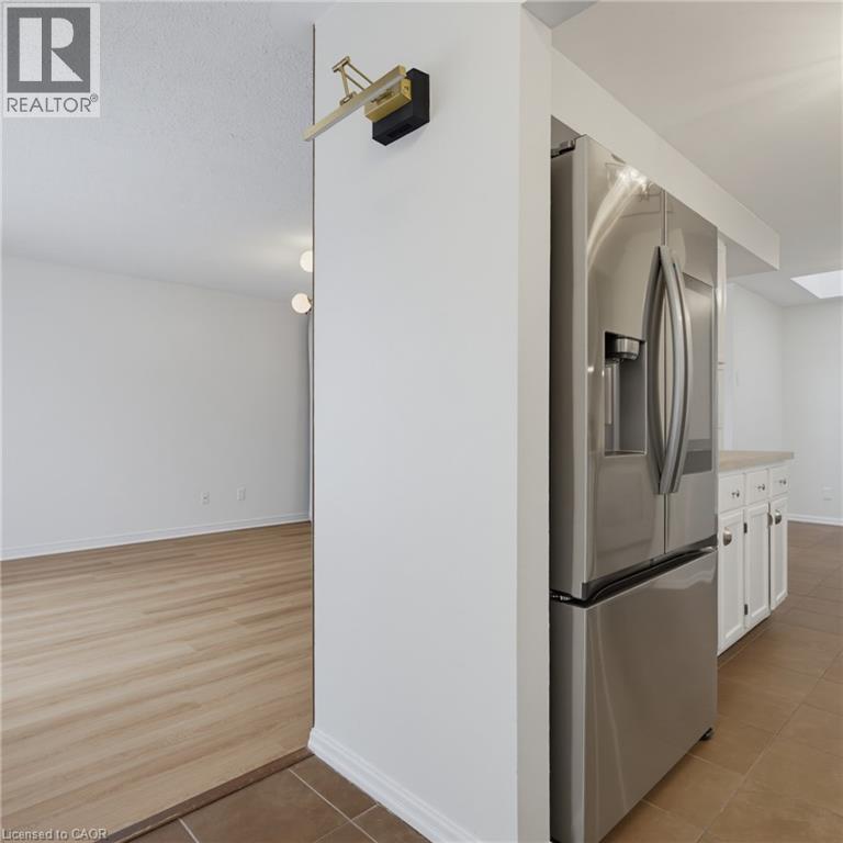 3 Bed, 2 Bath House for Rent in London – 132 SUNDRIDGE Crescent, London - Image 7