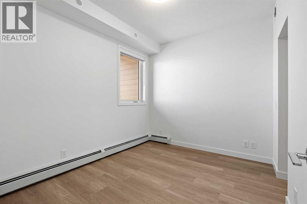 4505, 8500 19 Avenue SE - photo 6
