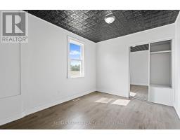 (main Level) - 9 Prince Street, St  Catharines, ON L2R3X6 Photo 9