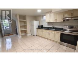Ground Floor - 118 Hildenboro Square, Toronto, ON M1W1Y3 Photo 13