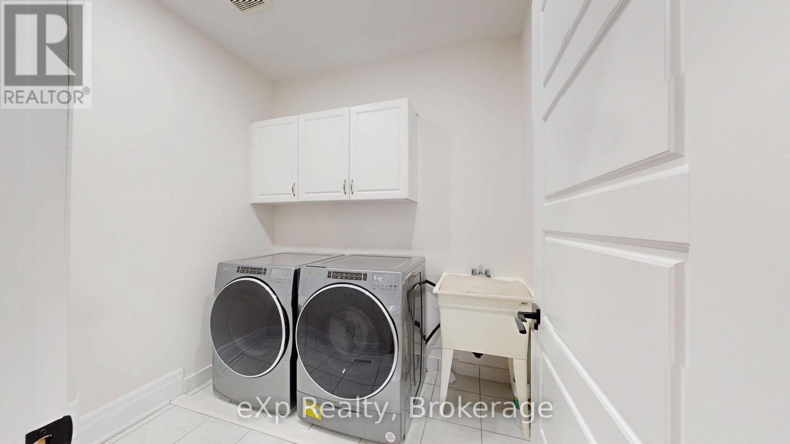 3313 Sunningdale Gardens — photo 30