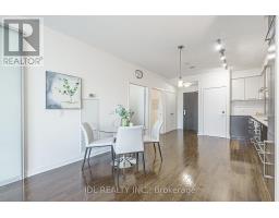 1105 - 770 Bay Street, Toronto, ON M5G0A6 Photo 13