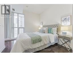 1105 - 770 Bay Street, Toronto, ON M5G0A6 Photo 23