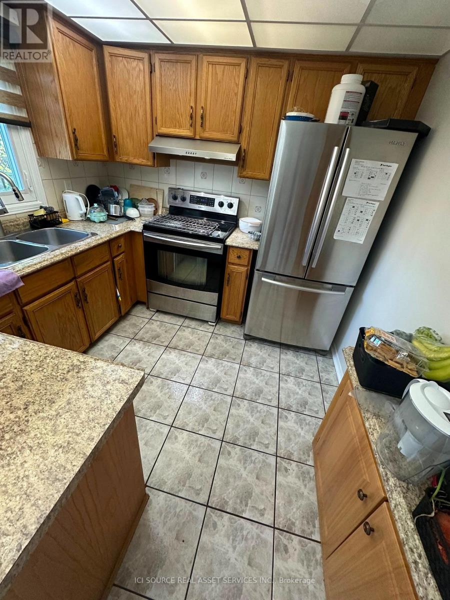 MAIN FL - 16 BROWNRIDGE COURT, Brampton (Fletcher's Creek South) — photo 7