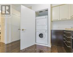 1105 - 770 Bay Street, Toronto, ON M5G0A6 Photo 33