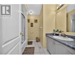 26 Peachleaf Crescent S, Brampton, ON L7A2B2 Photo 34