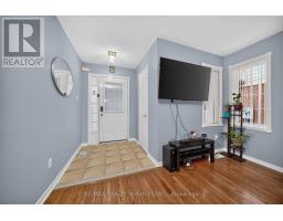 26 Peachleaf Crescent S, Brampton, ON L7A2B2 Photo 9