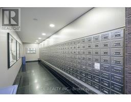 1105 - 770 Bay Street, Toronto, ON M5G0A6 Photo 38
