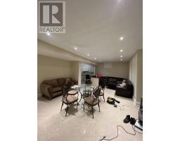 35 Drake Crescent, Toronto, ON M1M1A3 Photo 10