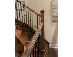 35 Drake Crescent, Toronto, ON M1M1A3 Photo 11