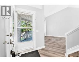 147 Macewan Drive NW - photo 3