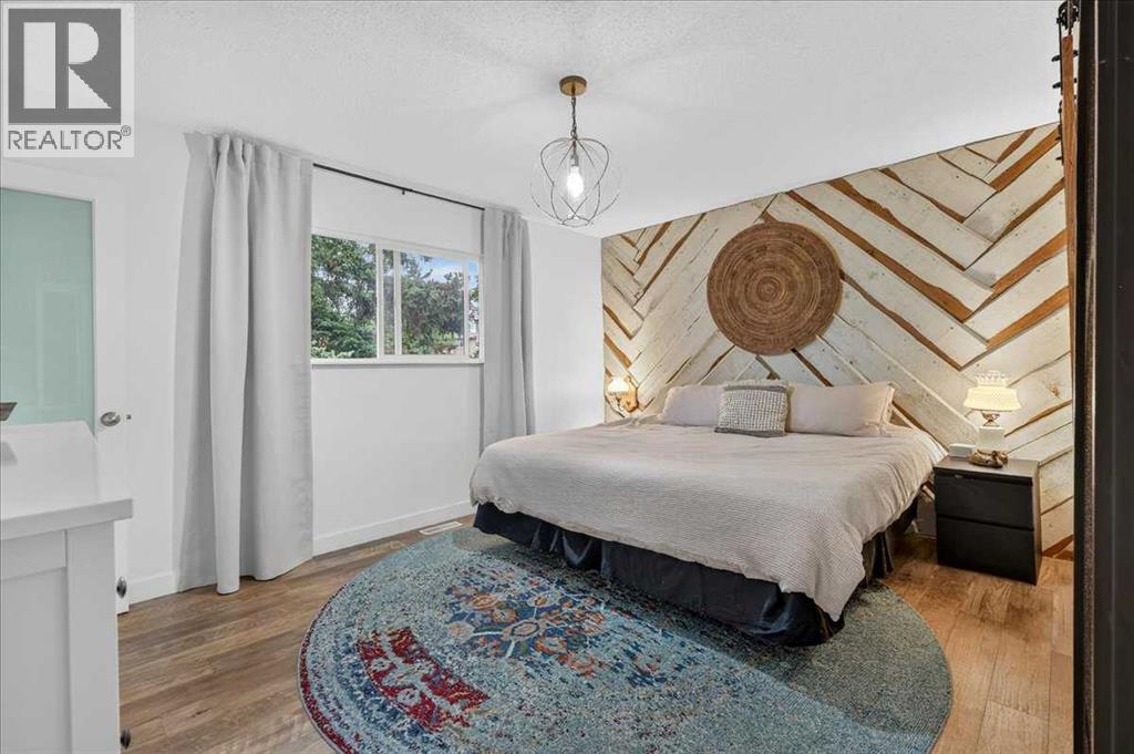 1703 107 Avenue SW - Image 25