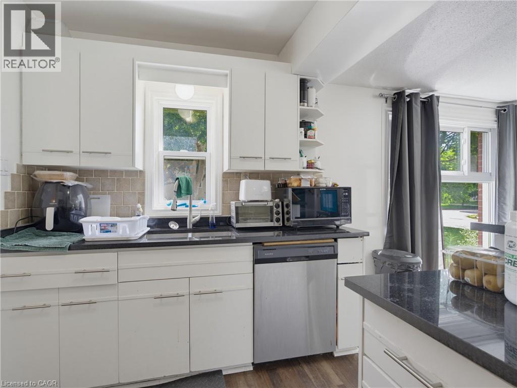 2 Bed, 1 Bath Apartment for Rent in London – 375 AVONDALE Road Unit# 1, London - Image 12