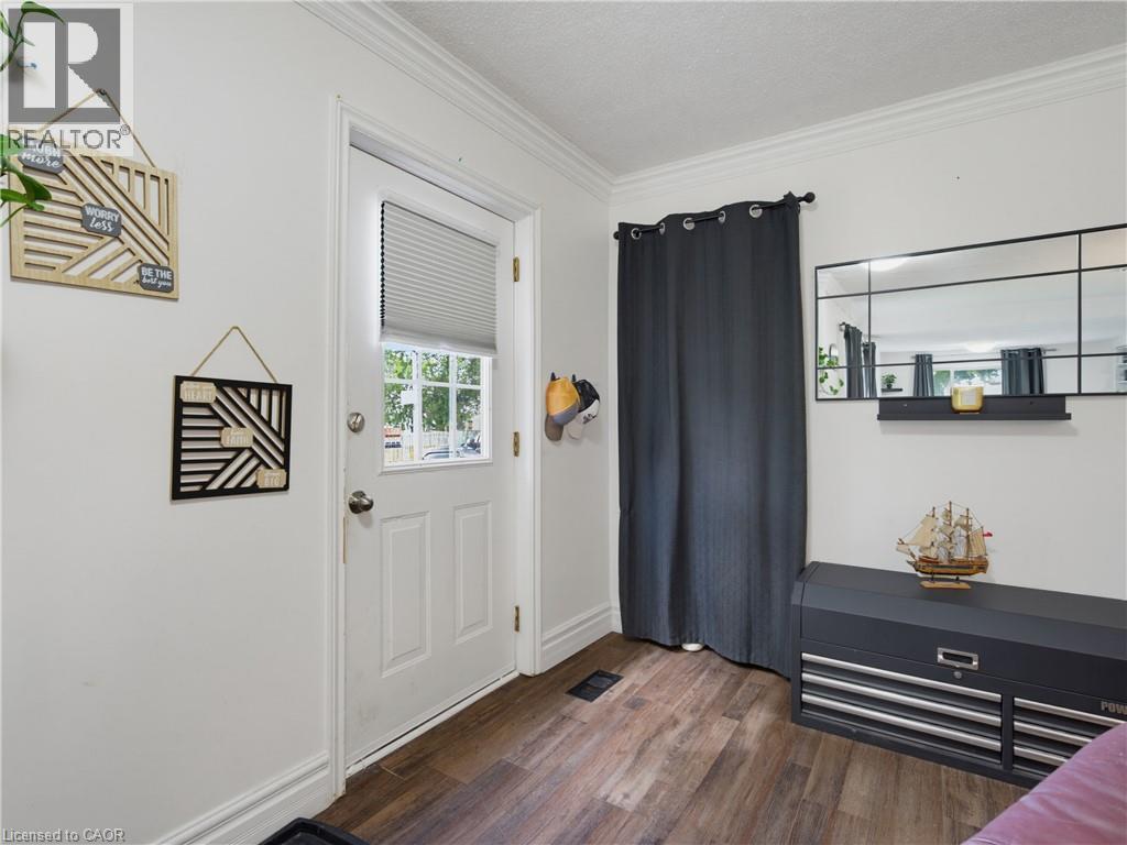 2 Bed, 1 Bath Apartment for Rent in London – 375 AVONDALE Road Unit# 1, London - Image 5