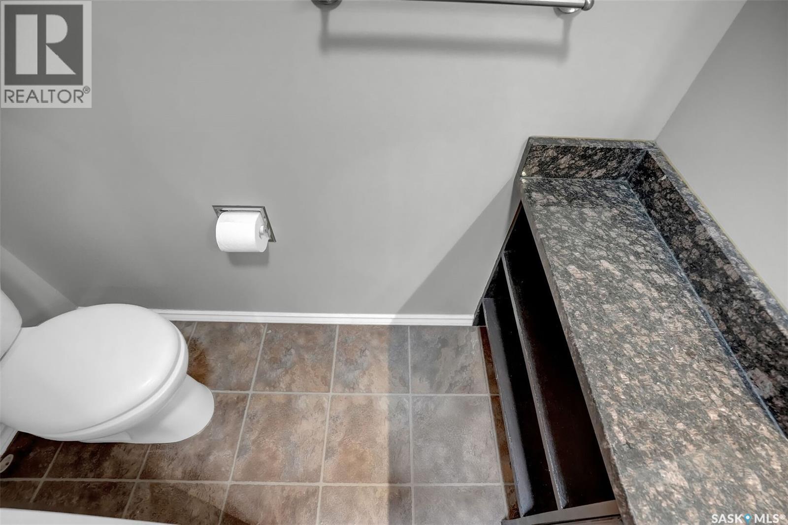 4206 WASCANA RIDGE - 28