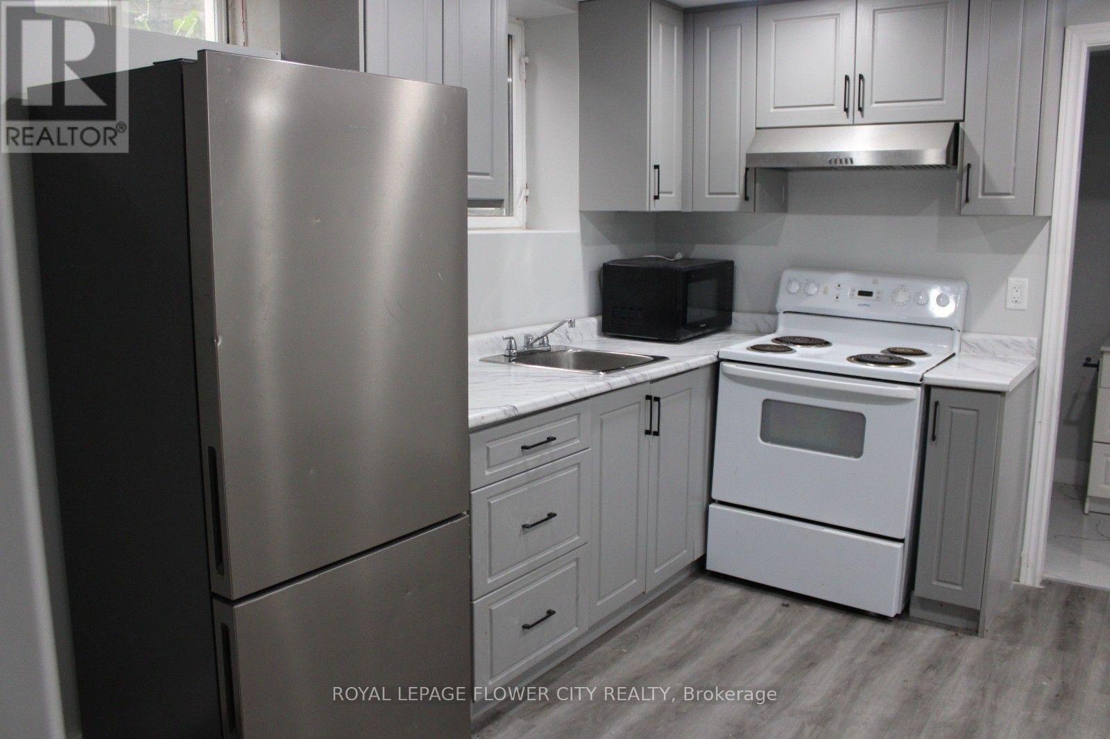 252 SIMPSON CRESCENT, London East (East I) — photo 3