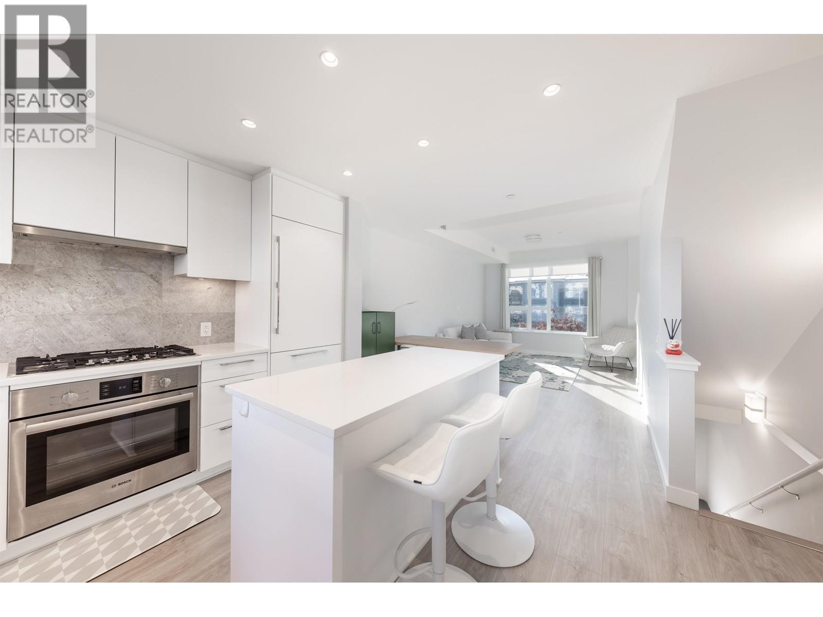 3 Bed, 25 Bath House for Rent in Vancouver – TH27 2728 ACADIA ROAD ROAD, Vancouver – MLS# R3167496 - Image 3