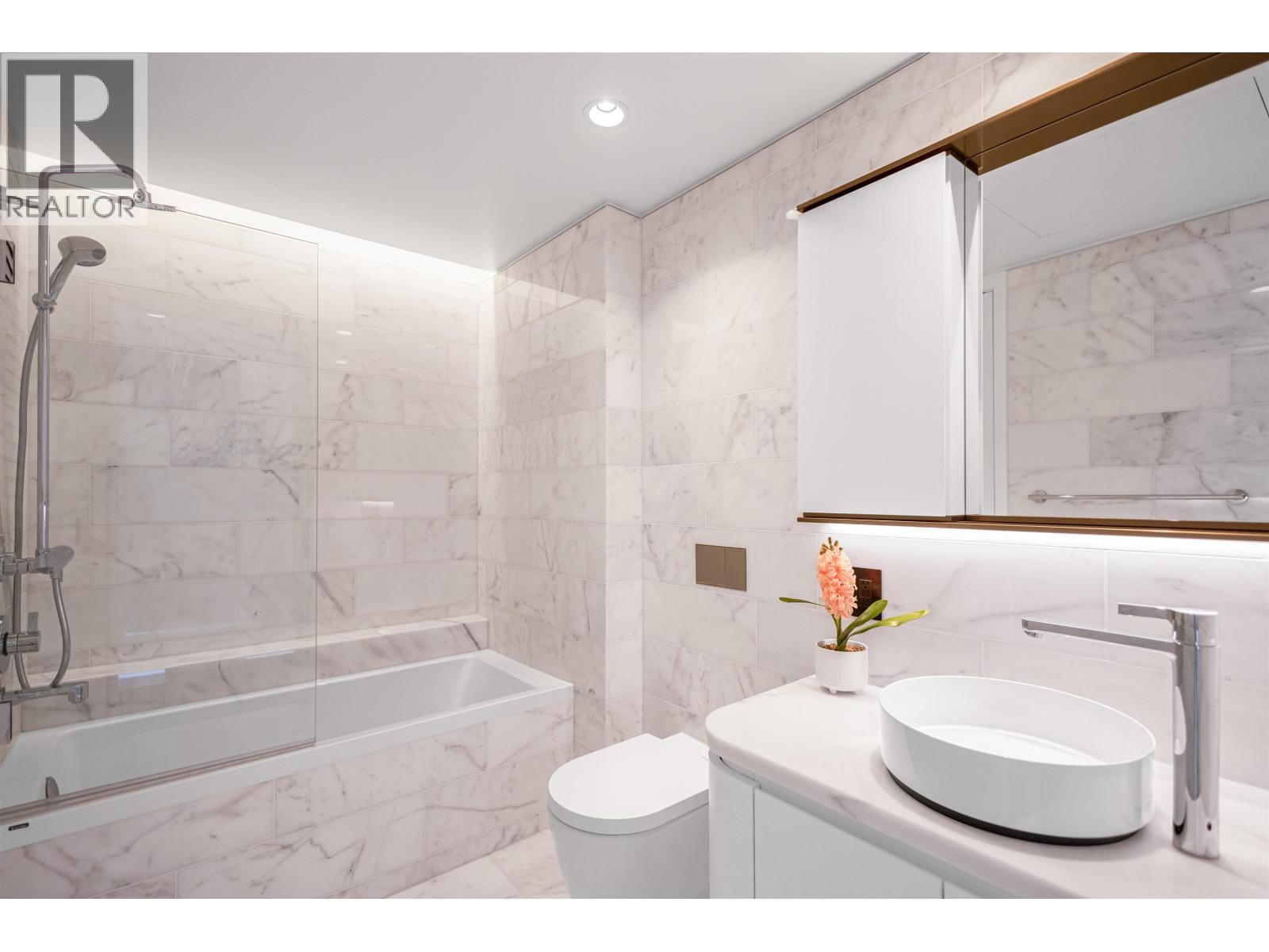 3 Bed, 3 Bath House for Rent in Vancouver – 2601 1408 ROBSON ST, Vancouver – MLS# R3167498 - Image 8