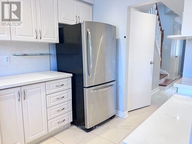 22 DUNBAR CRESCENT, Markham (Milliken Mills East) — photo 8