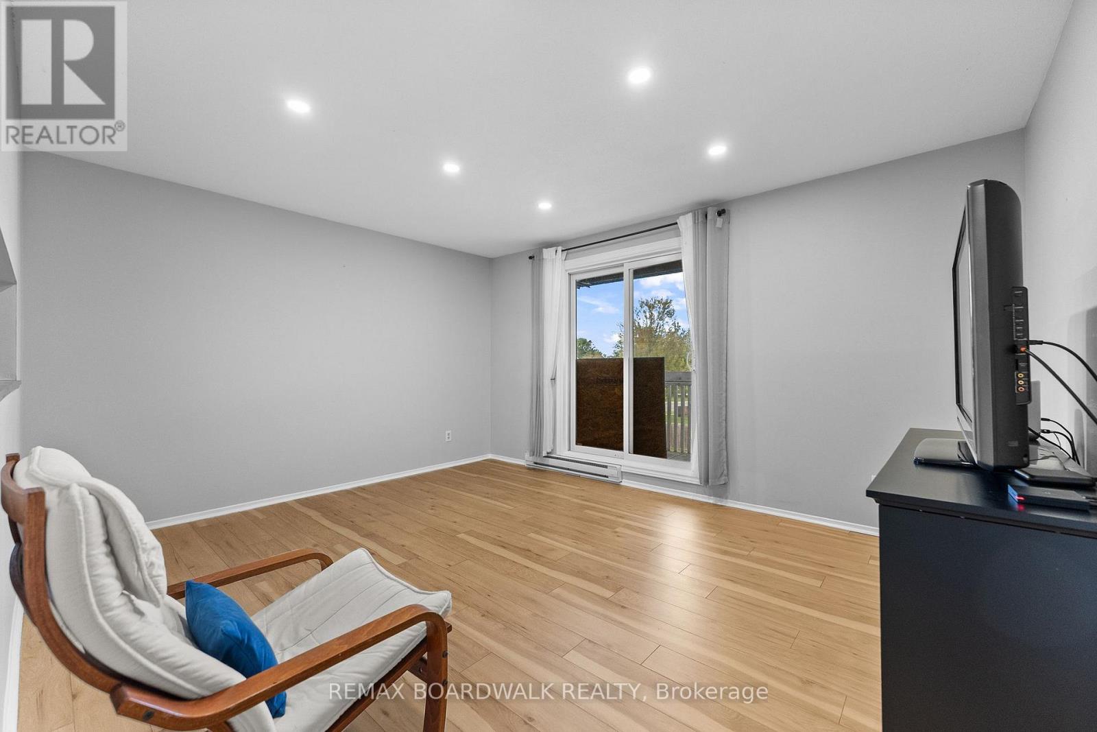 308 - 218 VIEWMOUNT DRIVE, Ottawa — photo 8