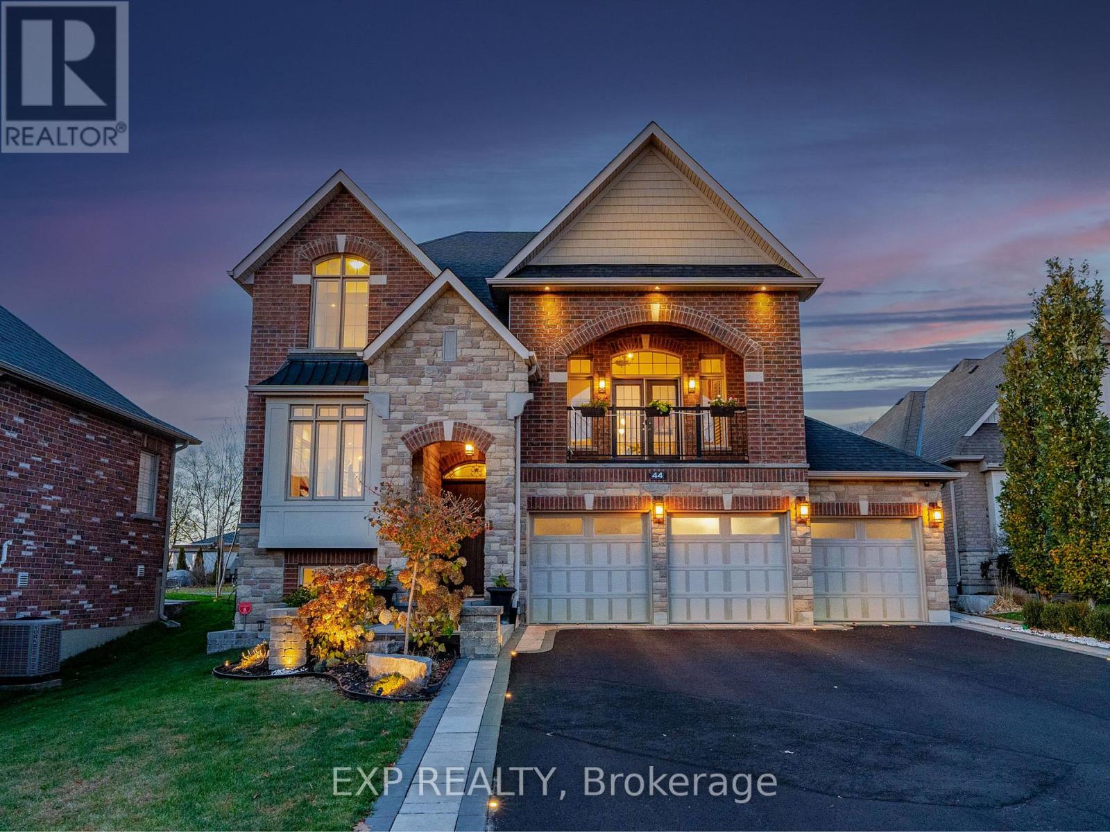44 PHILSON COURT, Innisfil (Cookstown)