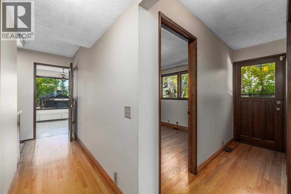 940 Edgemont Road NW - 19