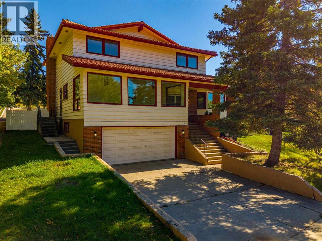 940 Edgemont Road NW - 2