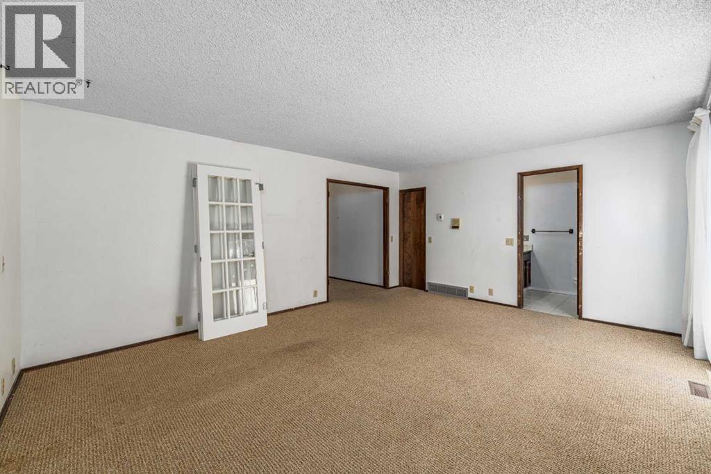940 Edgemont Road NW - 26