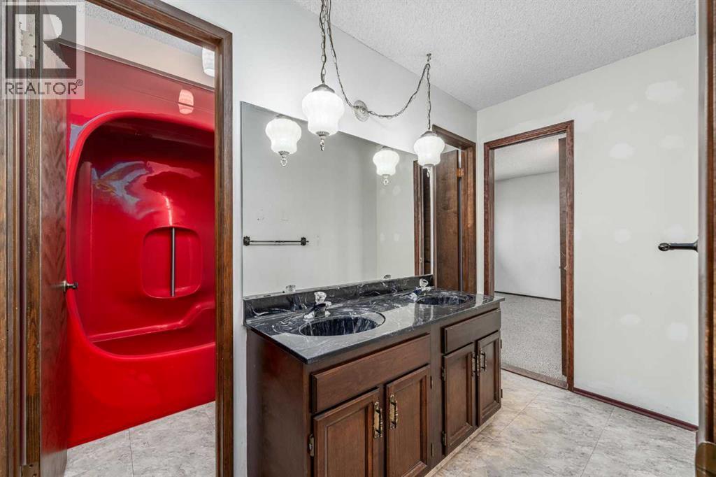 940 Edgemont Road NW - 28