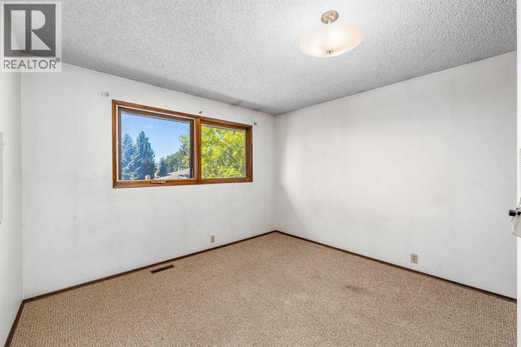 940 Edgemont Road NW - 31