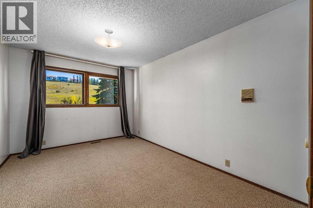 940 Edgemont Road NW - 33