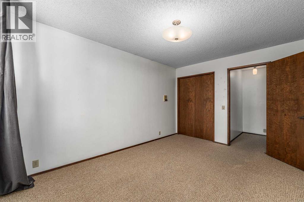 940 Edgemont Road NW - 34
