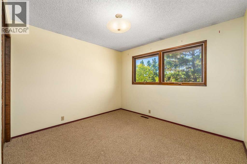 940 Edgemont Road NW - 35