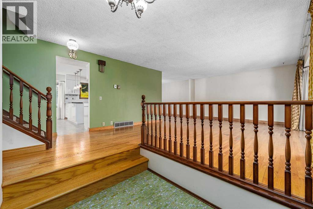 940 Edgemont Road NW - 8