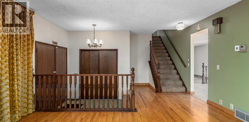 940 Edgemont Road NW - 9